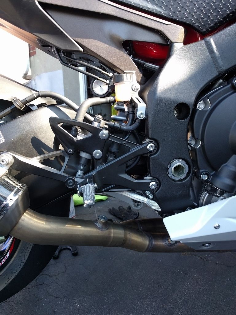 Evol Technology Rearsets Review Yamaha R1 Forum YZFR1 Forums